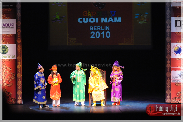 https://new.tapchihuongviet.de/wp-content/uploads/2010/12/tapchihuongviet_gncn_001.jpg