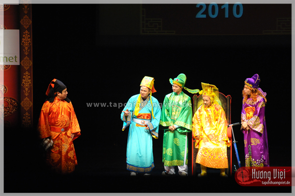 https://new.tapchihuongviet.de/wp-content/uploads/2010/12/tapchihuongviet_gncn_007.jpg