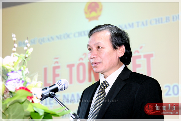 Thám tán Công sứ Bùi Ngọc Toàn đã điểm lại những sự kiện quan trọng trong tổng cộng 25 sự kiện mà Đại sứ quán Việt Nam đã tổ chức hoặc tham gia tổ chức nhân -Năm Việt Nam tại Đức-